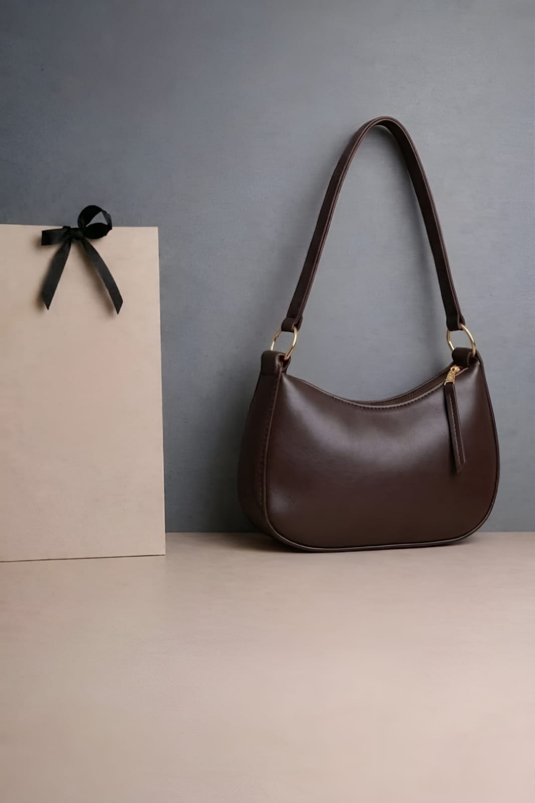 Women's Classic Zip Shoulder Bag | Sleek Everyday Carry
