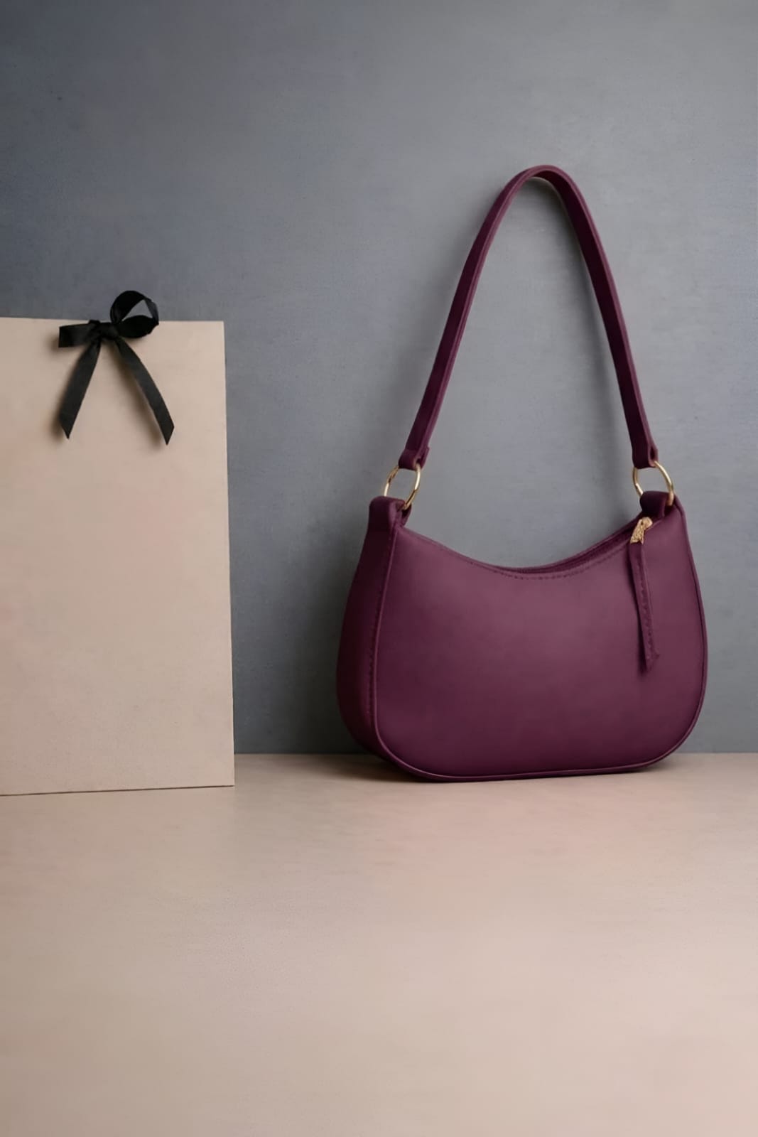 Women's Classic Zip Shoulder Bag | Sleek Everyday Carry
