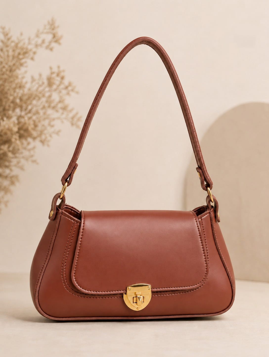 Classic Flap Shoulder Purse for Women – Premium Leather Look Handbag
