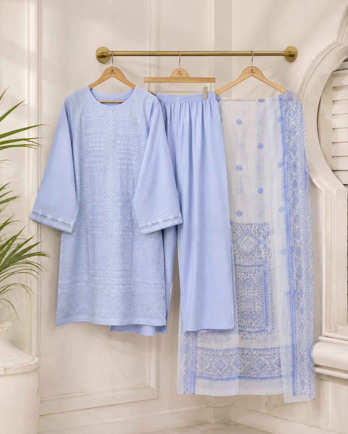 Heavy Chicken Kari Lawn 3PC Stitched with Printed Dupatta