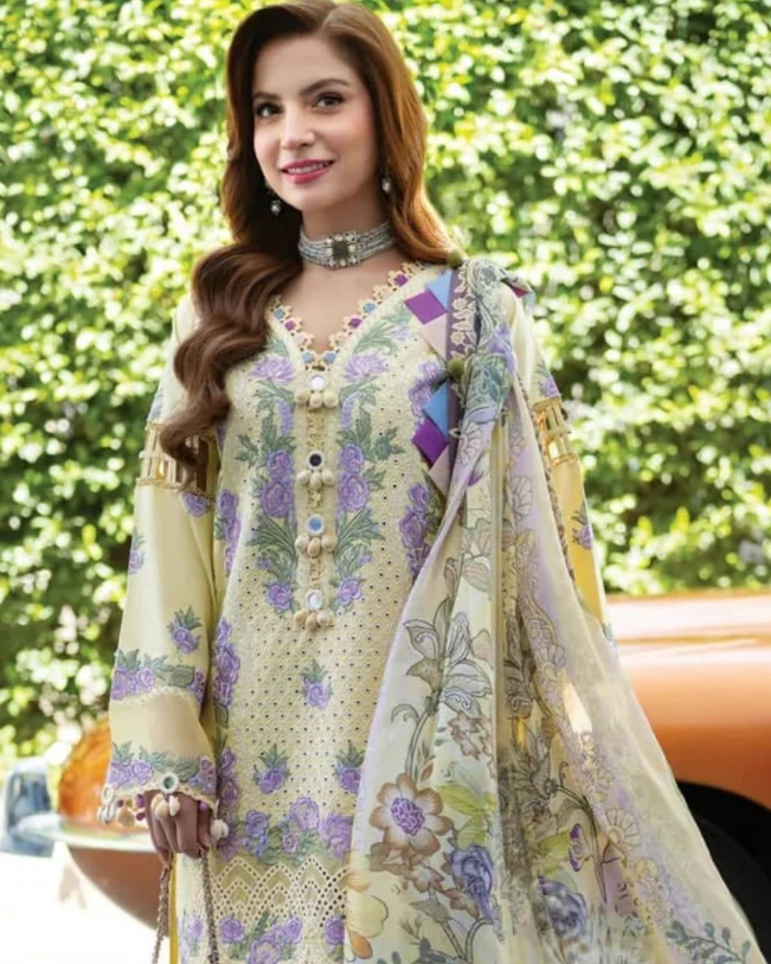 Jade 5015 - Luxury Embroidered Airjet Lawn 3 Piece Suit